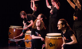 Tsunagari Taiko Center - Cours d'essai de tambour japonais, Taiko, Wadaiko